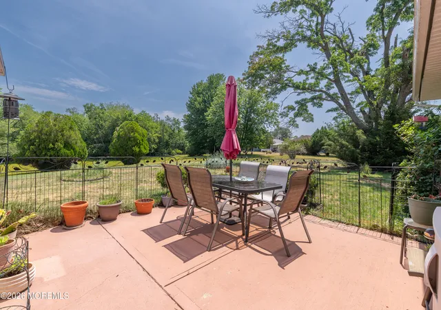 Photo 4 of Sale Pending at 6 Carrazal Ct, Toms River, NJ 08757 | MLS# 22617209 | Listing updated on 2026-07-26