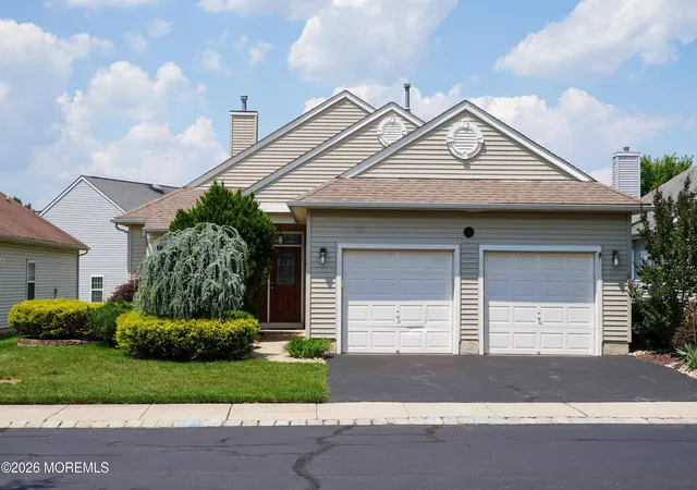 2nd image of 64 Vineyard Ct, Monroe Township, NJ 08831 | MLS# 22619808