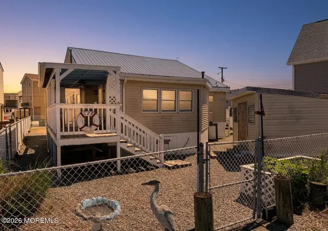 Homes for sale in Tuckerton, NJ | 128 Curlew Rd, Tuckerton, NJ 08087 | MLS# 22617408