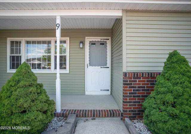 2nd image of 9 Norway Rd, Toms River, NJ 08757 | MLS# 22617411