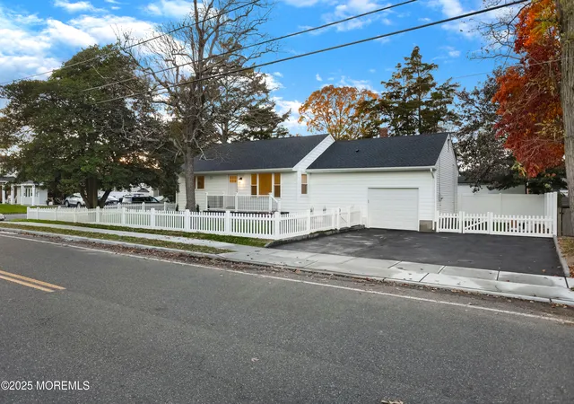 Homes for sale in Point Pleasant Boro, NJ | 2401 Mallow St, Point Pleasant Boro, NJ 08742 | MLS# 22617318