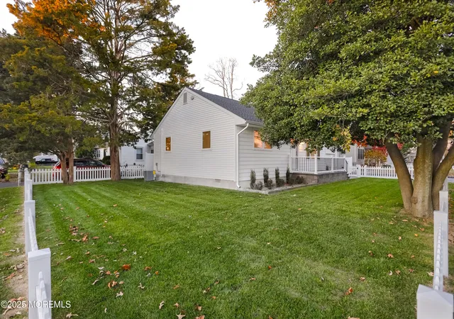 Homes for sale in Point Pleasant Boro, NJ | 2401 Mallow St, Point Pleasant Boro, NJ 08742 | MLS# 22617318