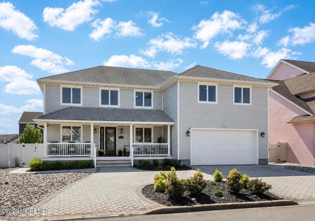 Photo 4 of Sale Pending at 3324 Long Point Dr, Toms River, NJ 08753 | MLS# 22617350 | Listing updated on 2026-08-04