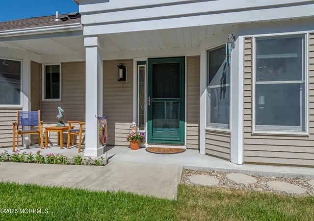 Photo 3 of Sale Pending at 2328 Coral Leaf Rd, Toms River, NJ 08755 | MLS# 22617420 | Listing updated on 2026-08-07