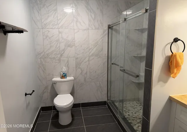 4th image of 105 Players Cir, Tinton Falls, NJ 07724 | MLS# 22617457