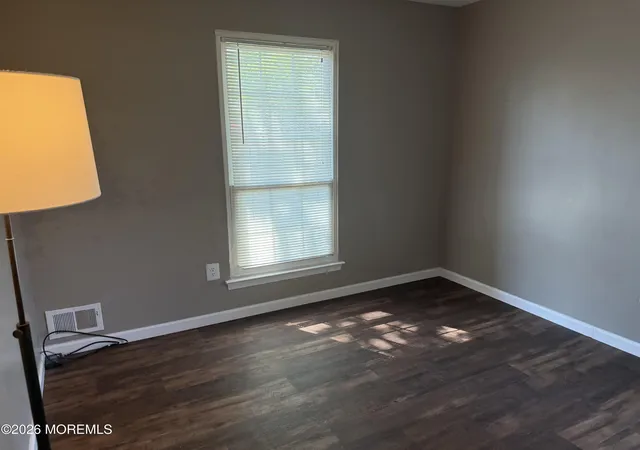 5th image of 105 Players Cir, Tinton Falls, NJ 07724 | MLS# 22617457