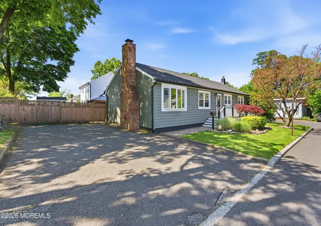 Homes for sale in Matawan, NJ | 10 Third St, Matawan, NJ 07747 | MLS# 22617401