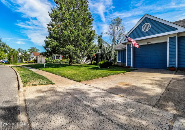 3rd image of 1033A Thornbury Ln, Manchester, NJ 08759 | MLS# 22617742