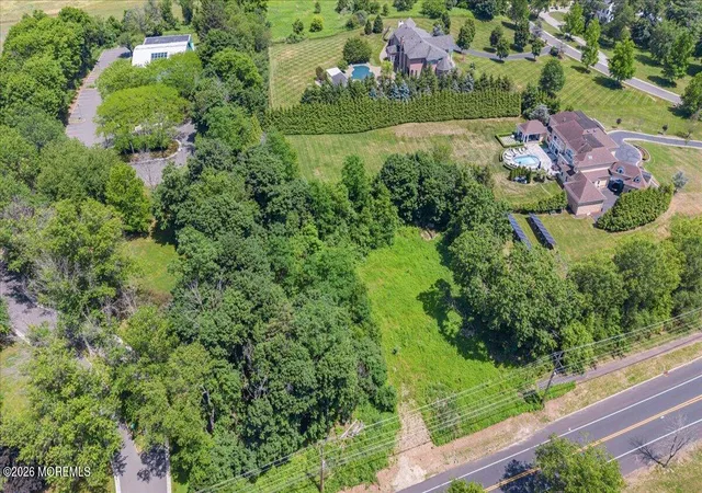 2nd image of 947 Holmdel Rd, Holmdel, NJ 07733 | MLS# 22619562