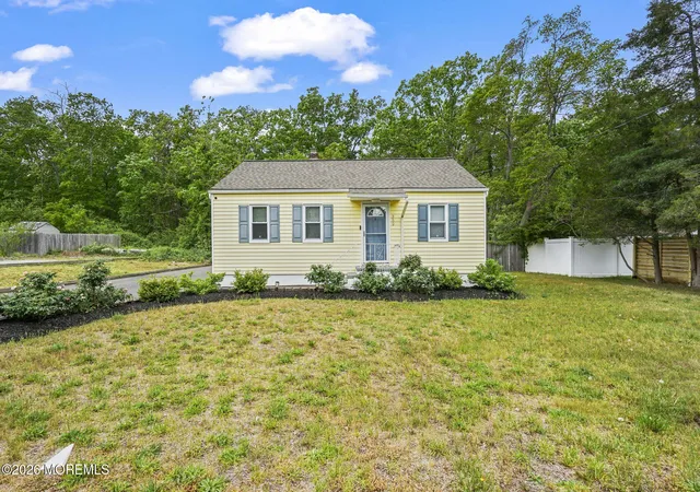 Homes for sale in Beachwood, NJ | 352 Leeward Ave, Beachwood, NJ 08722 | MLS# 22617655