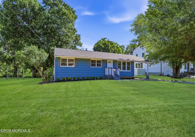 2nd image of 7 Cathedral Dr, Lakewood, NJ 08701 | MLS# 22618320