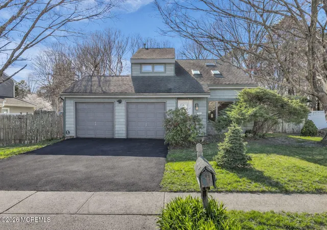 1st image of 521 Dorothy Pl, Brick, NJ 08723 | MLS# 22618696