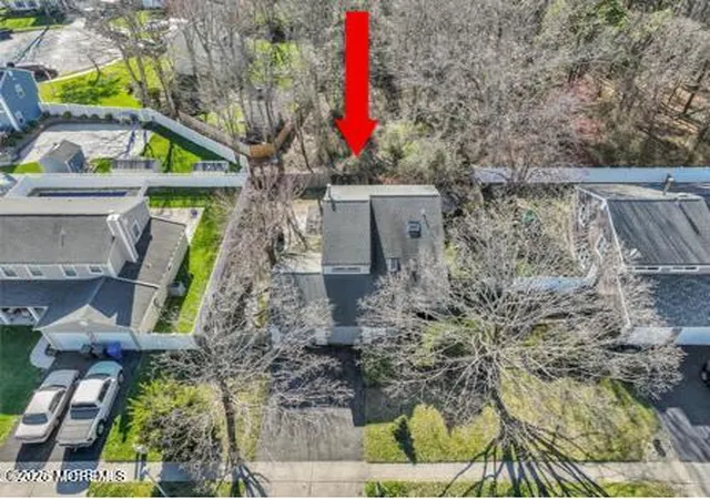 Photo 1 of Sale Pending at 521 Dorothy Pl, Brick, NJ 08723 | MLS# 22618696 | Listing updated on 2026-10-24