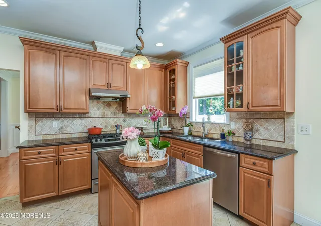 Homes for sale in Aberdeen, NJ | 220 Lloyd Rd, Aberdeen, NJ 07747 | MLS# 22617652