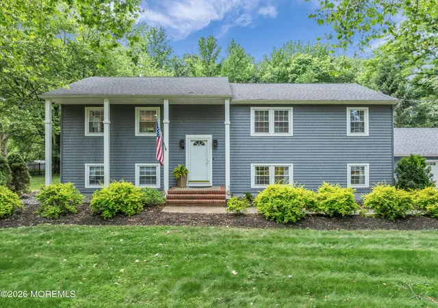 Homes for sale in Red Bank, NJ | 840 Nutswamp Rd, Red Bank, NJ 07701 | MLS# 22617714