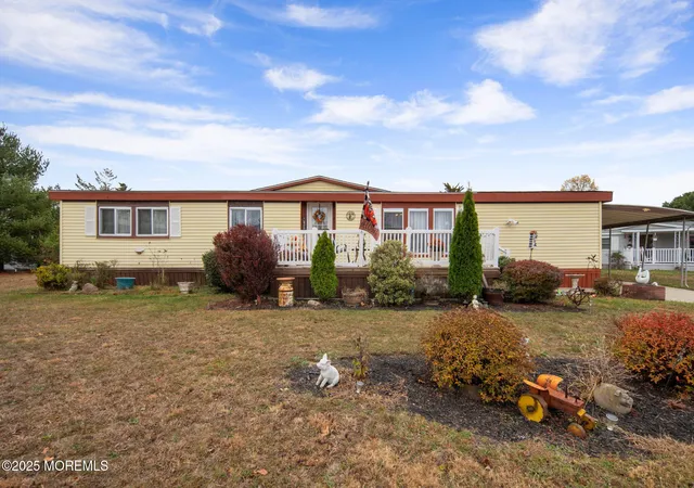 Homes for sale in Barnegat, NJ | 8 Mary Ct, Barnegat, NJ 08005 | MLS# 22617638