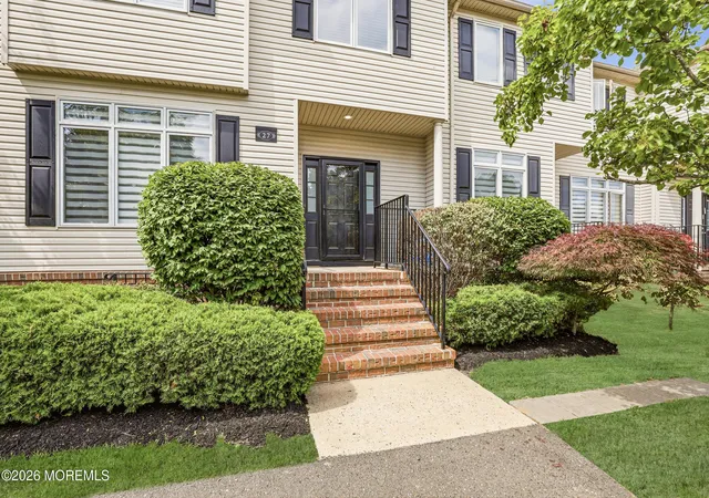 Photo 3 of Single family home for sale at 27 Windermere St, Lakewood, NJ 08701 | MLS# 22617684 | Listing updated on 2026-06-19