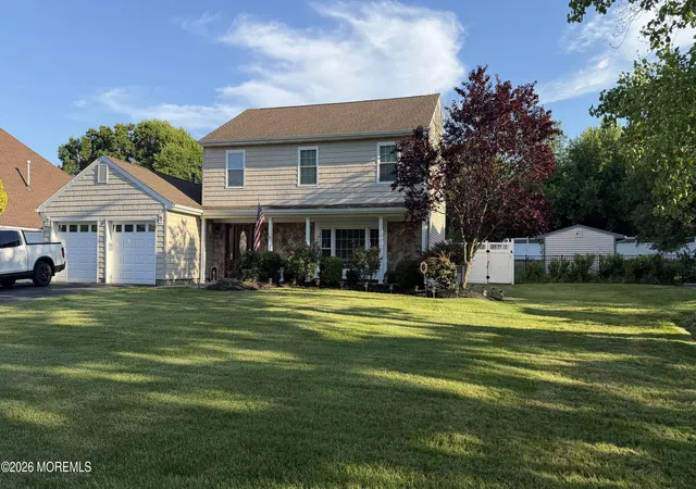 2nd image of 20 Bayberry Dr, Holmdel, NJ 07733 | MLS# 22617725