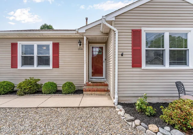 Homes for sale in Beachwood, NJ | 1516 Mizzen Ave, Beachwood, NJ 08722 | MLS# 22617817
