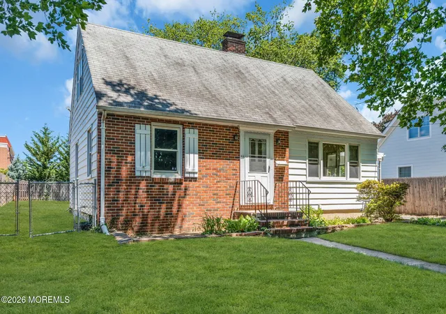 Homes for sale in Little Silver, NJ | 22 Rumson Pl, Little Silver, NJ 07739 | MLS# 22618124