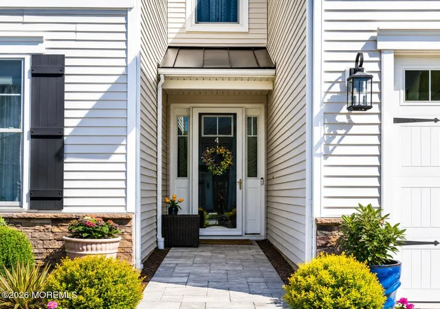 Homes for sale in Farmingdale, NJ | 4 Pasture Dr, Farmingdale, NJ 07727 | MLS# 22617849