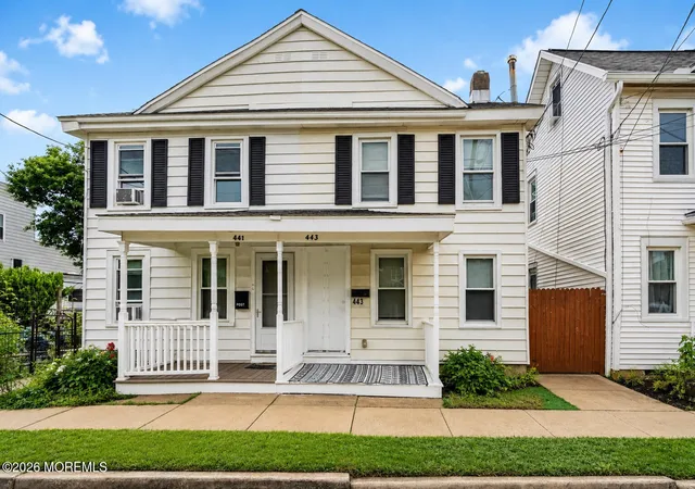 1st image of 443 Wood St, Burlington, NJ 08016 | MLS# 22617856