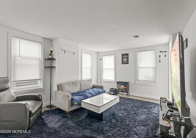 2nd image of 443 Wood St, Burlington, NJ 08016 | MLS# 22617856