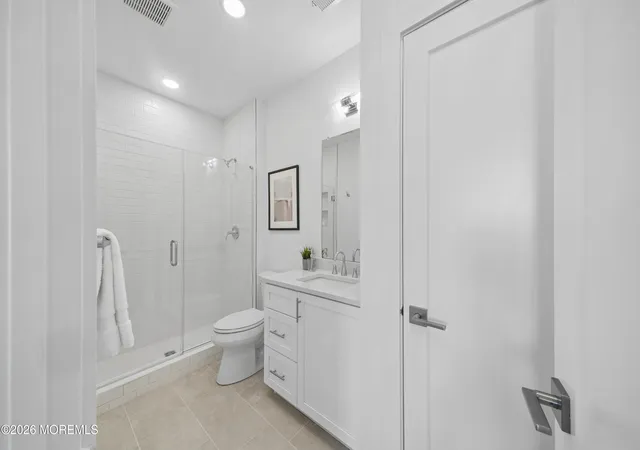 2nd image of 414b Cookman Ave, Asbury Park, NJ 07712