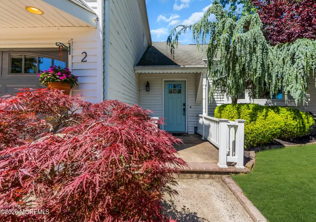 3rd image of 2 Kilrush Ct, Toms River, NJ 08753 | MLS# 22618677
