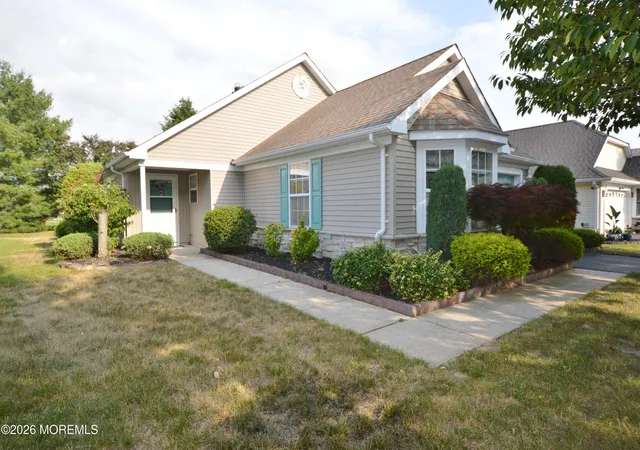 Photo 1 of Single family home for sale at 3303 Springer Ln, Toms River, NJ 08755 | MLS# 22617954 | Listing updated on 2026-09-18