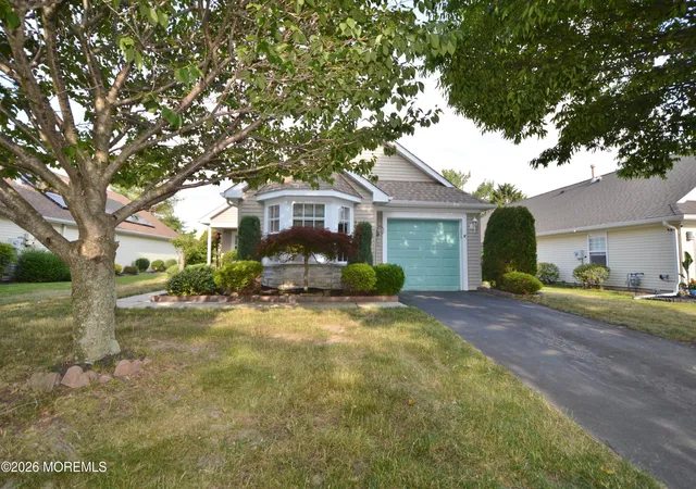 Photo 2 of Single family home for sale at 3303 Springer Ln, Toms River, NJ 08755 | MLS# 22617954 | Listing updated on 2026-09-18