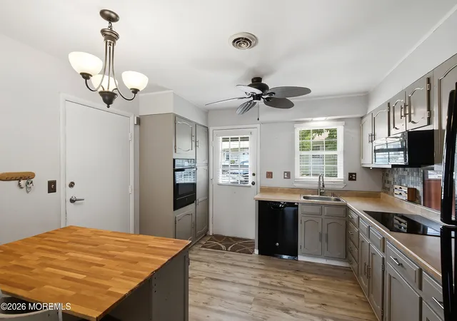 5th image of 6 B Edinburgh Ln, Manchester, NJ 08759 | MLS# 22617992