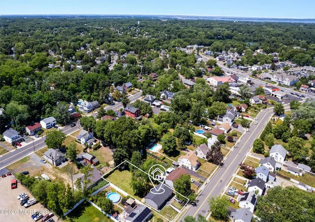 Homes for sale in Matawan, NJ | 298 Broad St, Matawan, NJ 07747 | MLS# 22617976