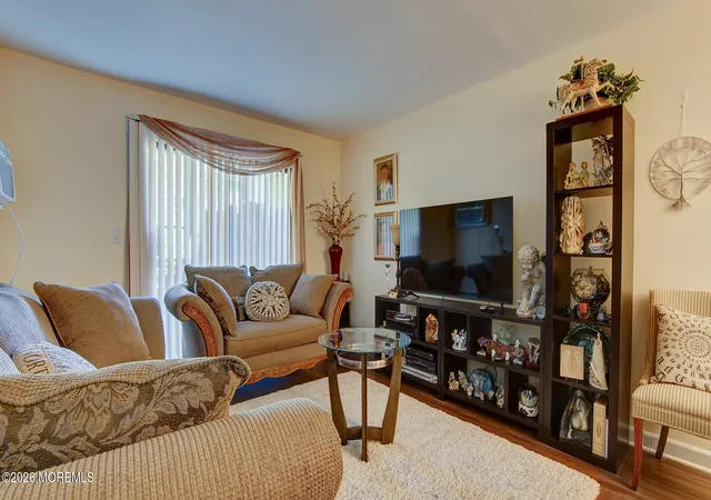 Homes for sale in Manalapan, NJ | 86 Arrowood Rd #G, Manalapan, NJ 07726 | MLS# 22619080