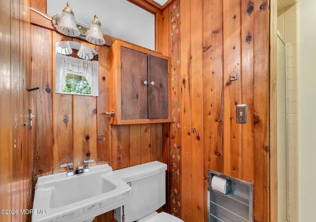 42nd image of 39 Court Dr, Shrewsbury Boro, NJ 07702 | MLS# 22617993