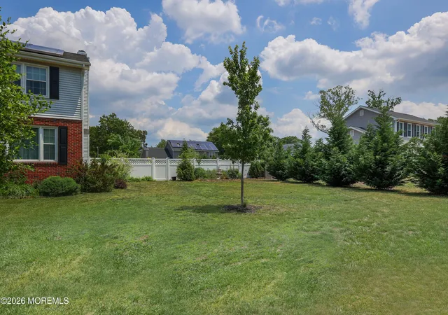 Homes for sale in Bayville, NJ | 18 Penny Ln, Bayville, NJ 08721 | MLS# 22618214