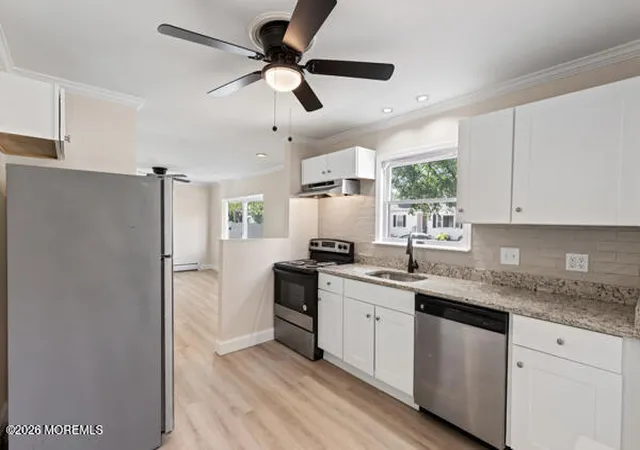 Homes for sale in Hazlet, NJ | 55 11Th St, Hazlet, NJ 07734 | MLS# 22618934