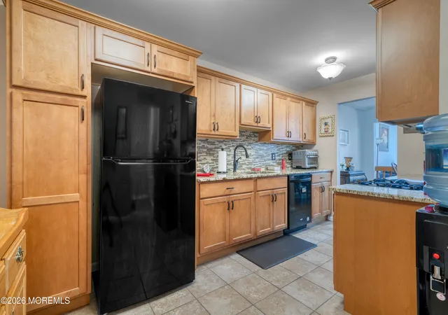 Homes for sale in Manalapan, NJ | 192 Longwood Dr #19-2, Manalapan, NJ 07726 | MLS# 22618317