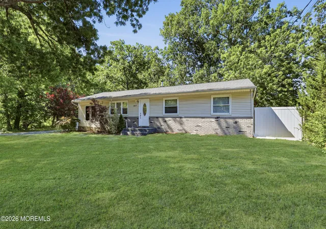 2nd image of 2627 Ridgeway Rd, Manchester, NJ 08759 | MLS# 22618360