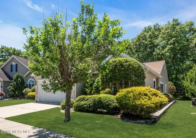 Homes for sale in Jackson, NJ | 32 Shadow Creek Ct, Jackson, NJ 08527 | MLS# 22618258