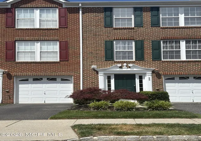 Homes for sale in Farmingdale, NJ | 22 New Castle St, Farmingdale, NJ 07727 | MLS# 22618133