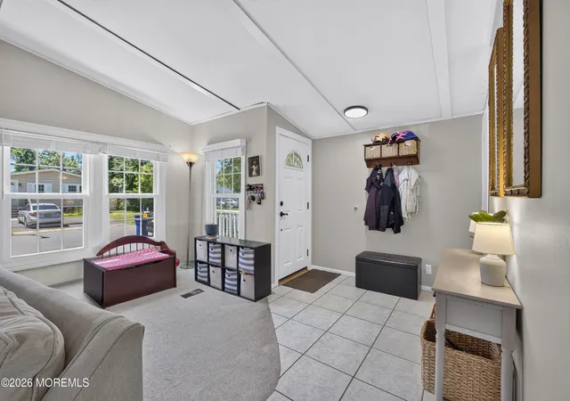3rd image of 18 Short Oaks Ct, Manalapan, NJ 07726 | MLS# 22618391