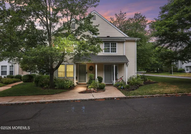 Homes for sale in Manalapan, NJ | 201 Paddington Ct, Manalapan, NJ 07726 | MLS# 22618166