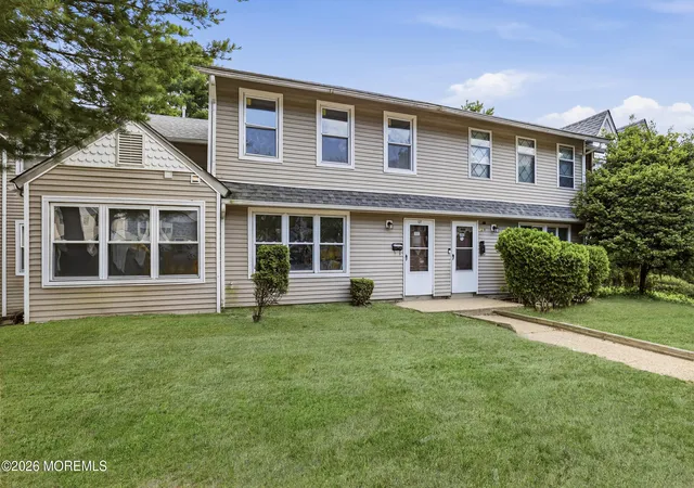 3rd image of 127 Downing St, Lakewood, NJ 08701