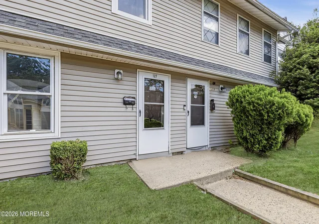 4th image of 127 Downing St, Lakewood, NJ 08701
