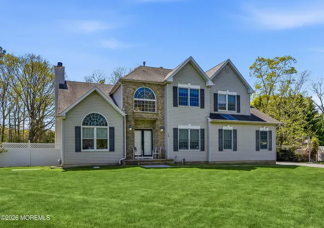 Homes for sale in Eatontown, NJ | 58 Georgetown Rd, Eatontown, NJ 07724 | MLS# 22618175