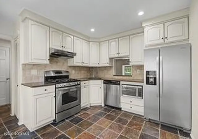 Homes for sale in Bridgewater, NJ | 802 Brokaw Ct, Bridgewater, NJ 08807 | MLS# 22618213