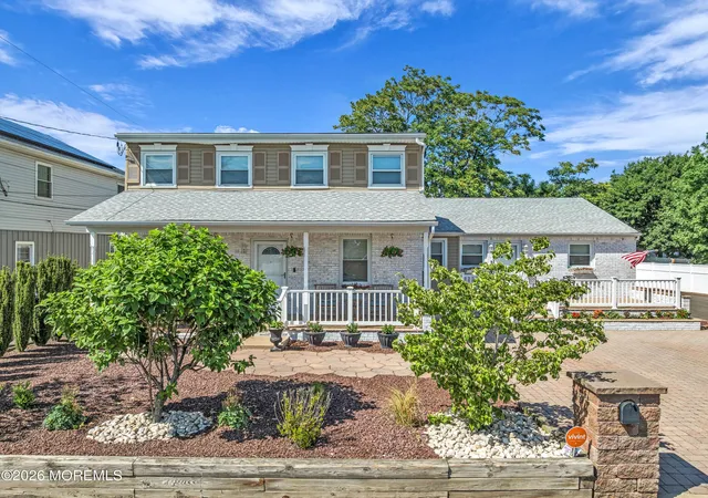 Homes for sale in Hazlet, NJ | 6 Joyce Pl, Hazlet, NJ 07730 | MLS# 22618406