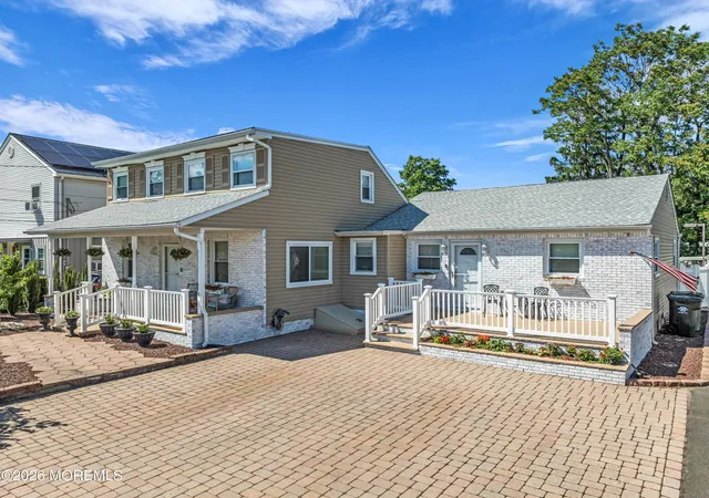 Homes for sale in Hazlet, NJ | 6 Joyce Pl, Hazlet, NJ 07730 | MLS# 22618406