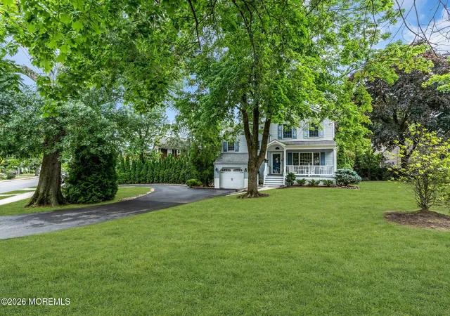 3rd image of 5 Spruce Dr, Shrewsbury Boro, NJ 07702 | MLS# 22620726